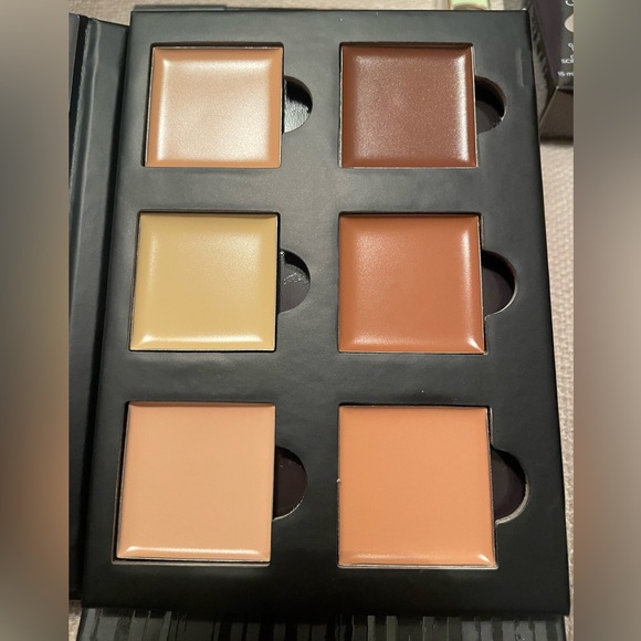 New makeup bundle - Picture 2 of 5